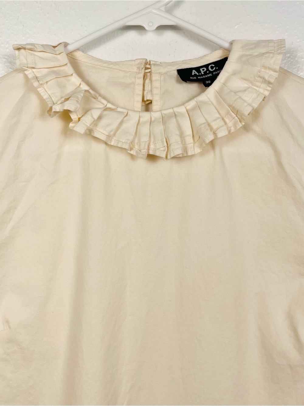 A.P.C. Cream Off-White Ruffled Neck Long-Sleeve Cotton Blouse Top 36/Small